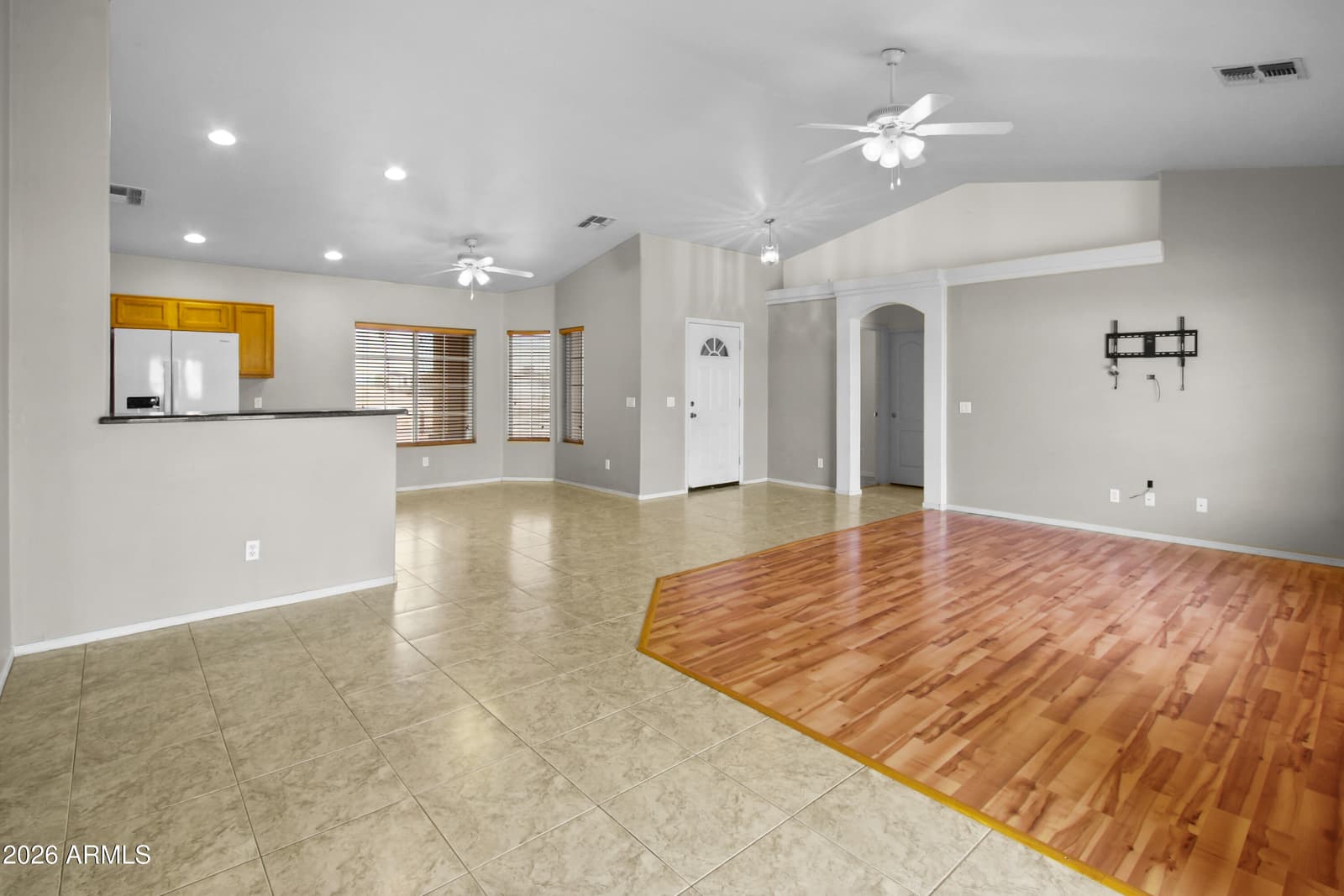 8390 W CORONADO Drive, Arizona City, AZ 85123 — photo 11 of 23