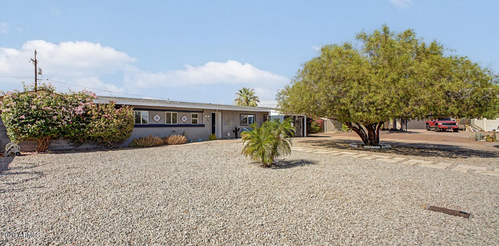 930 E DESERT Avenue, Apache Junction, AZ 85119 — photo 2 of 43