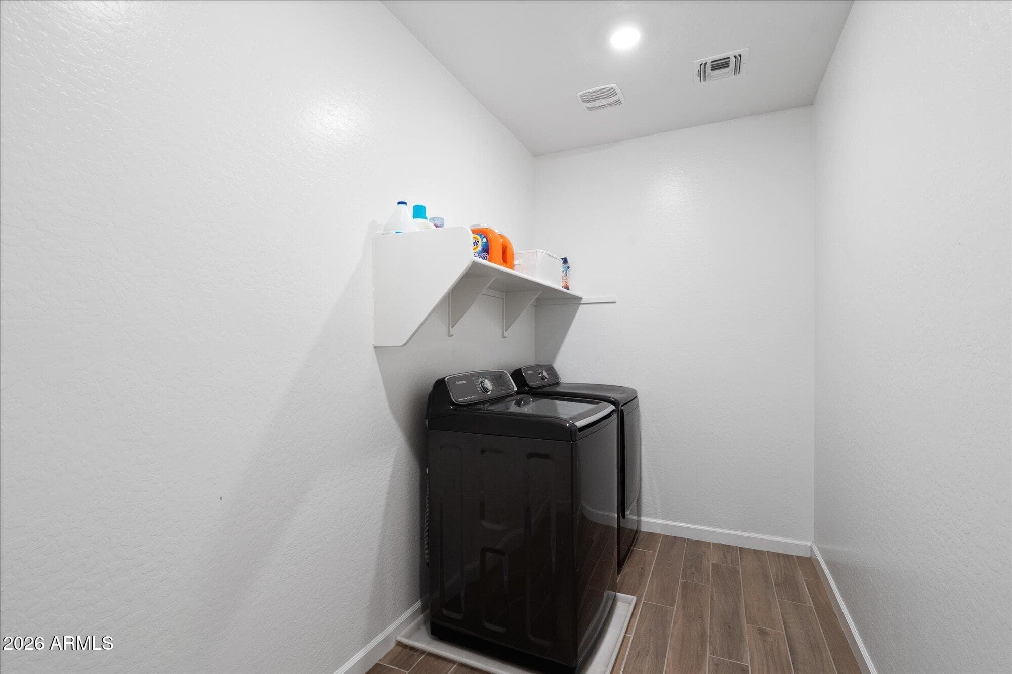 13179 W REDSTONE Drive, Peoria, AZ 85383 — photo 17 of 32