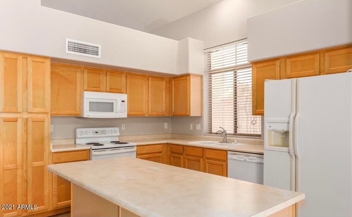 2751 E San Tan Street, Chandler, AZ 85225 — photo 11 of 23