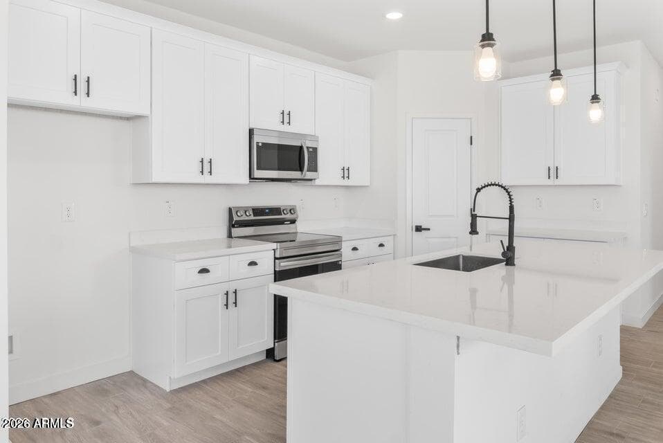 3215 W Encanto Drive, Eloy, AZ 85131 — photo 4 of 15