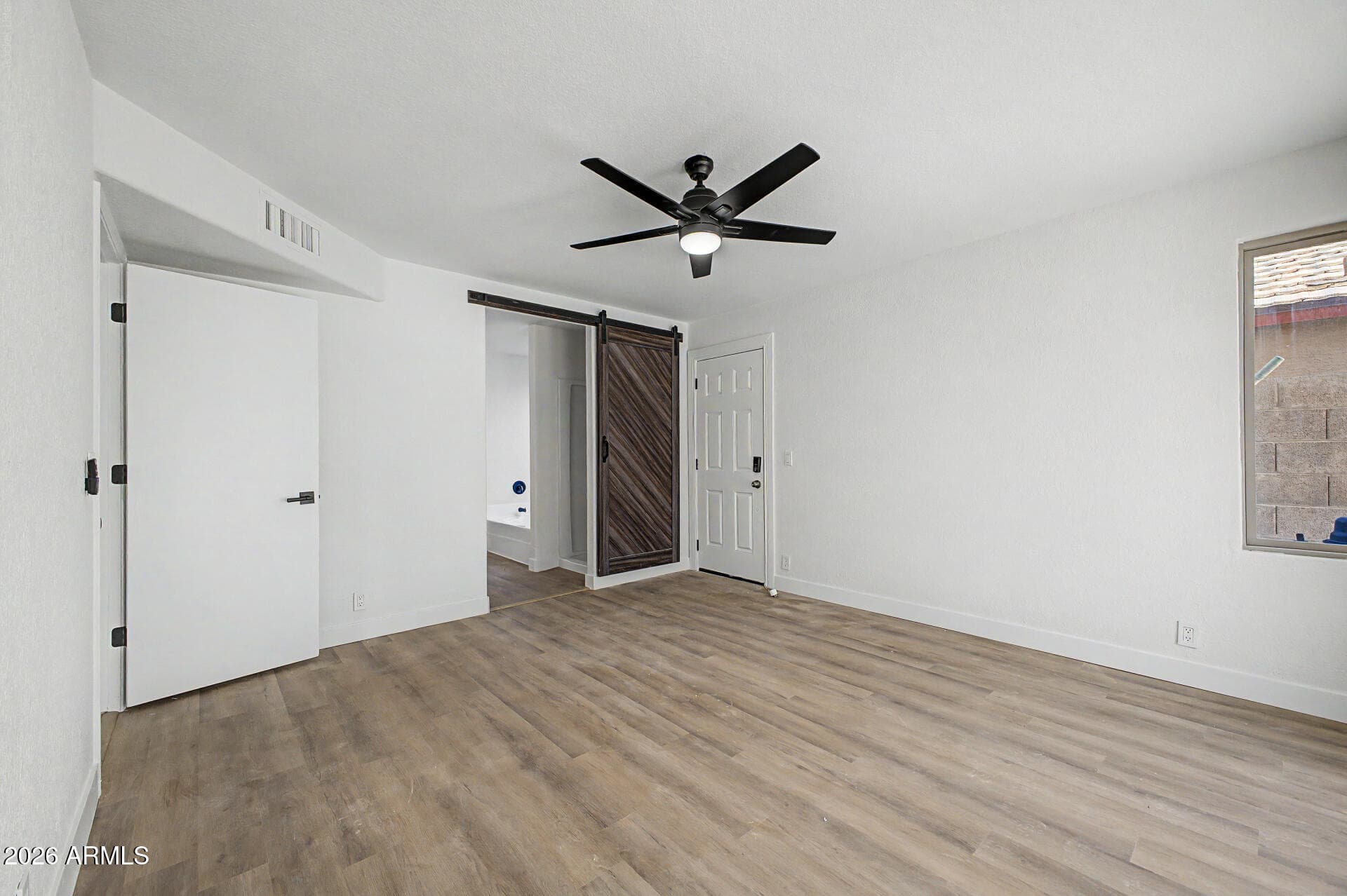 11014 N 59TH Lane, Glendale, AZ 85304 — photo 13 of 32