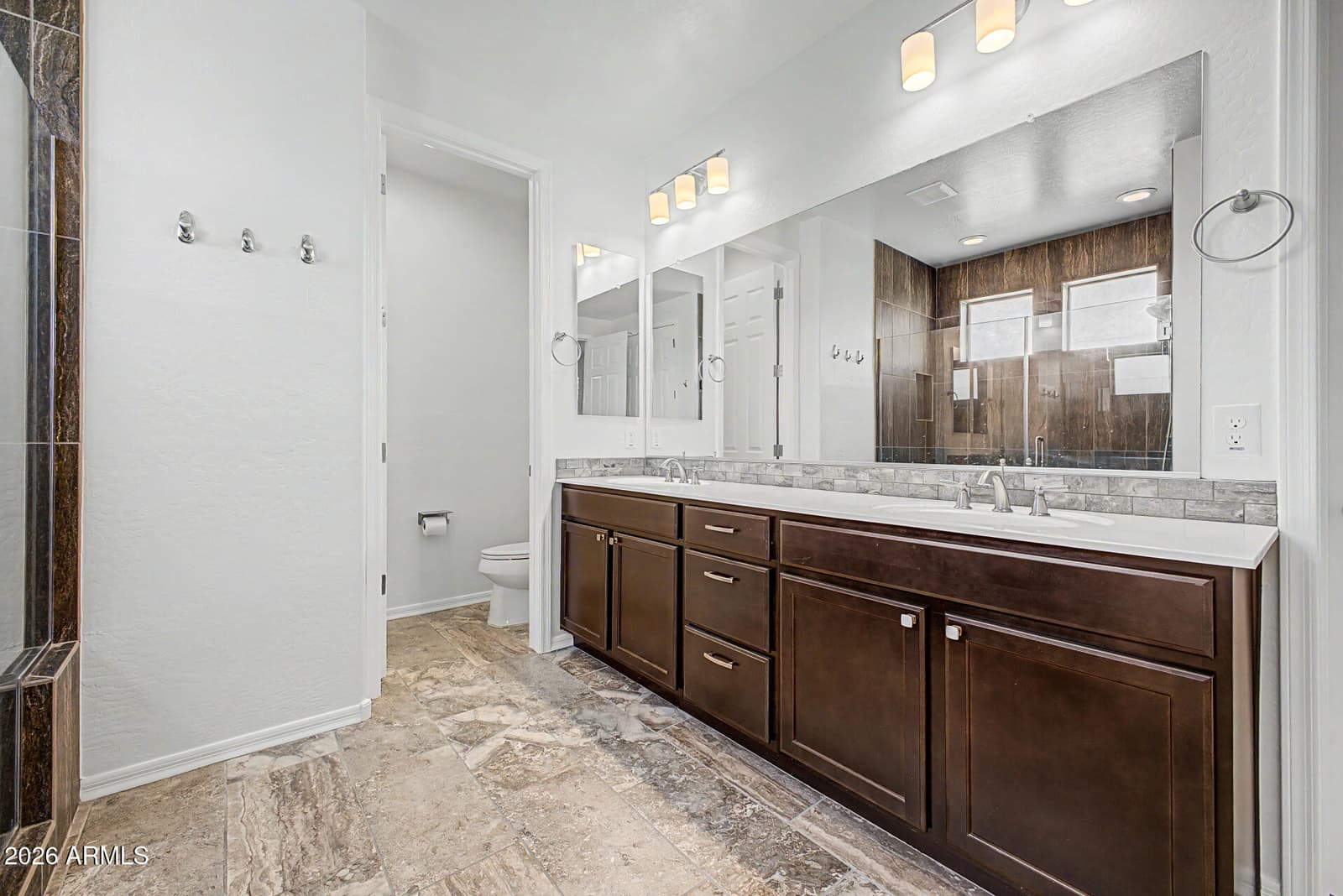 1076 E KENSINGTON Road, Gilbert, AZ 85297 — photo 16 of 69