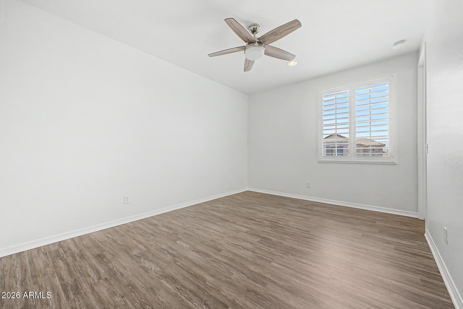 1076 E KENSINGTON Road, Gilbert, AZ 85297 — photo 22 of 69
