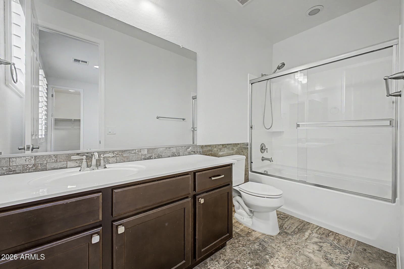 1076 E KENSINGTON Road, Gilbert, AZ 85297 — photo 28 of 69