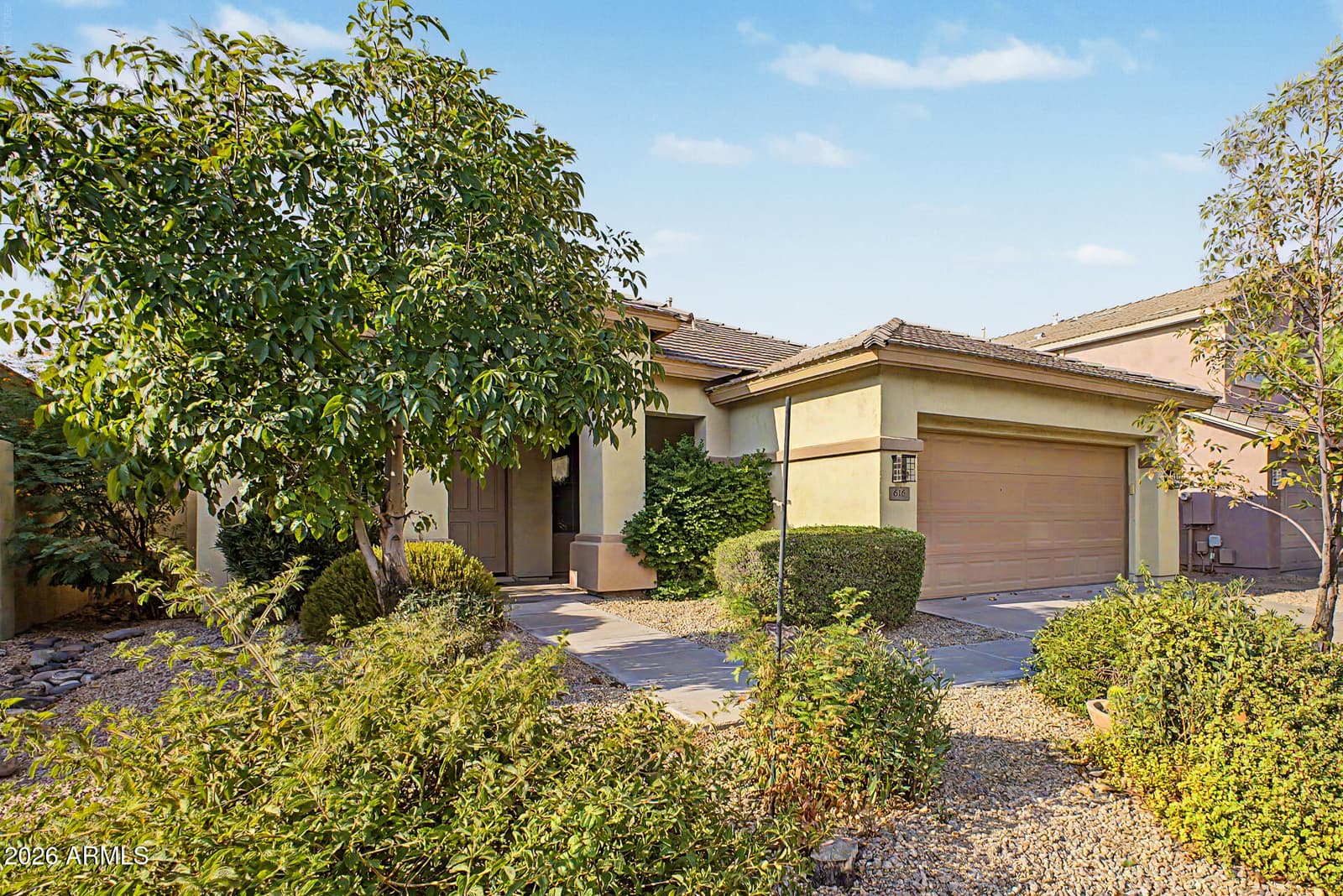 616 E KRISTA Way, Tempe, AZ 85284 — photo 8 of 68