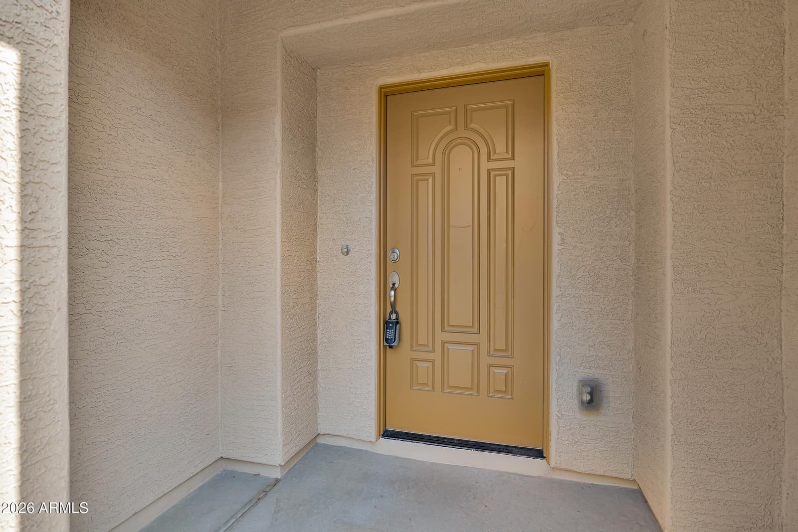1662 S Martingale Road, Gilbert, AZ 85295 — photo 2 of 34