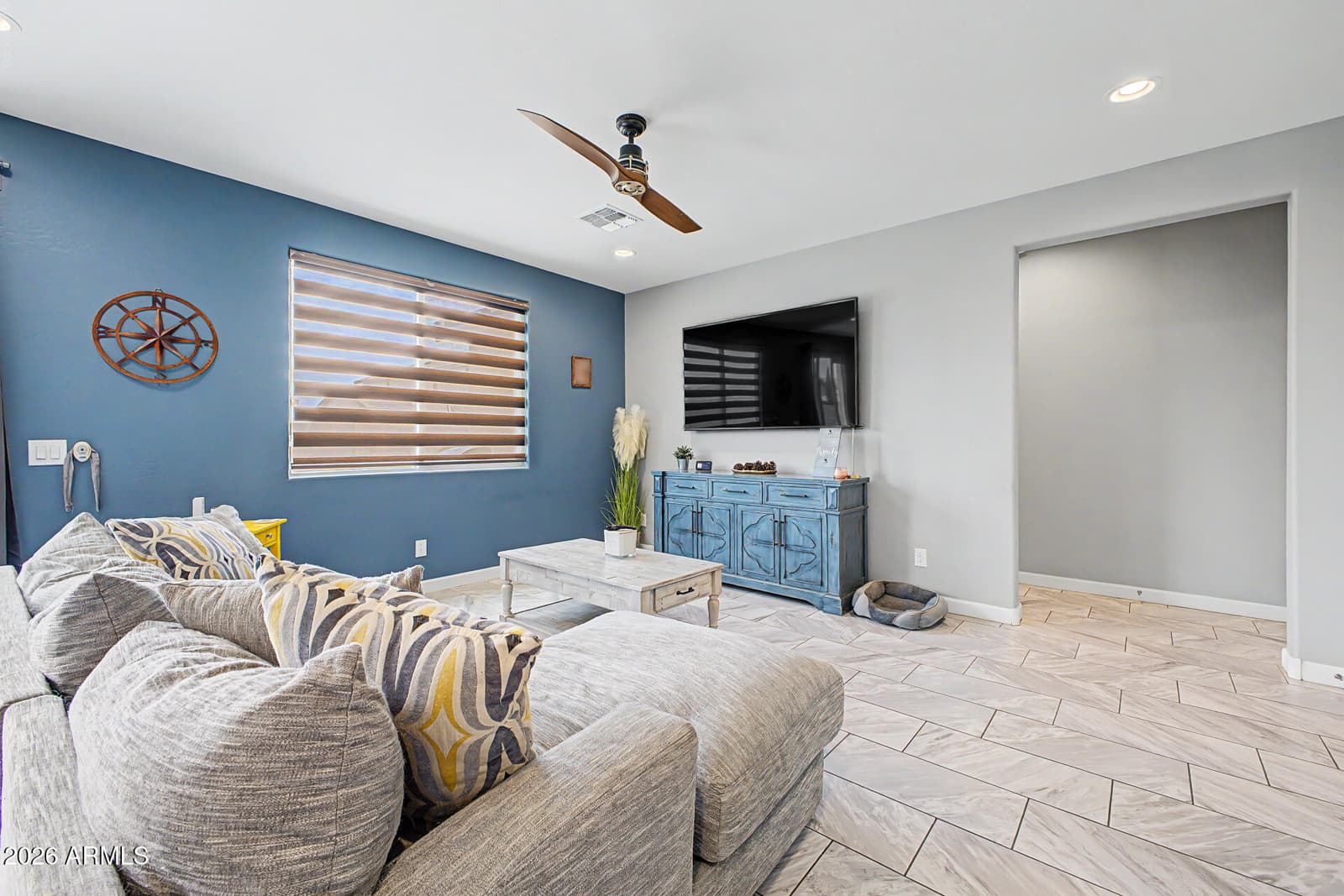 18639 W VIA MONTOYA Drive, Surprise, AZ 85387 — photo 8 of 49