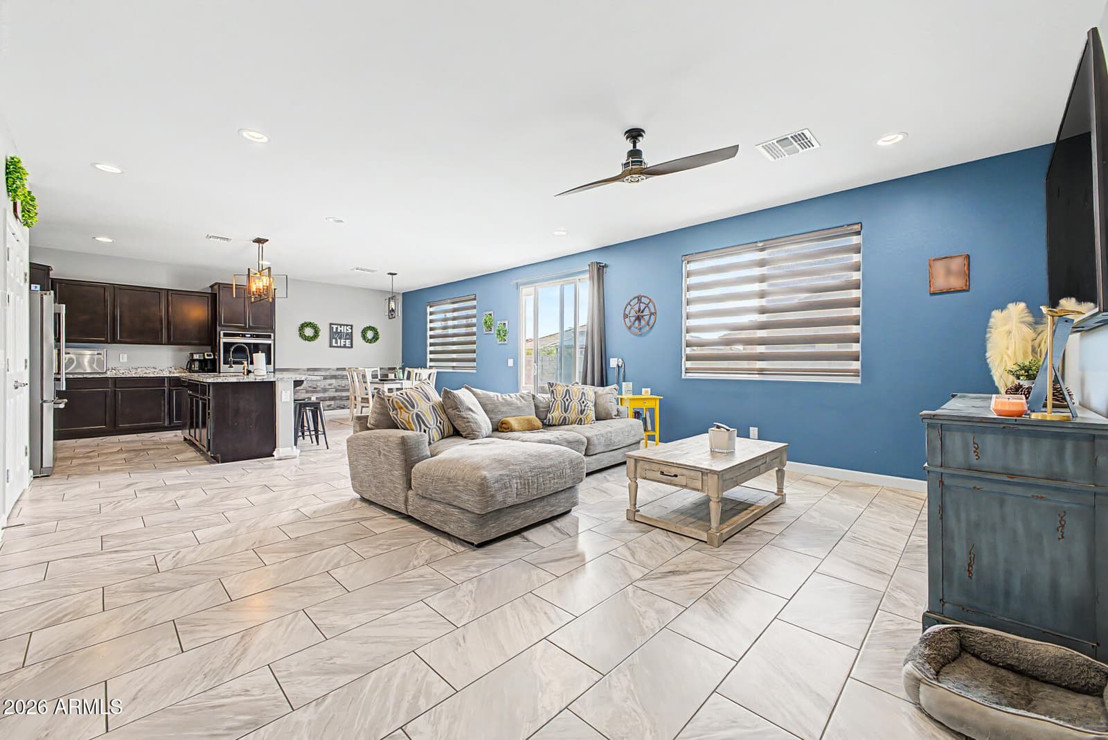 18639 W VIA MONTOYA Drive, Surprise, AZ 85387 — photo 10 of 49