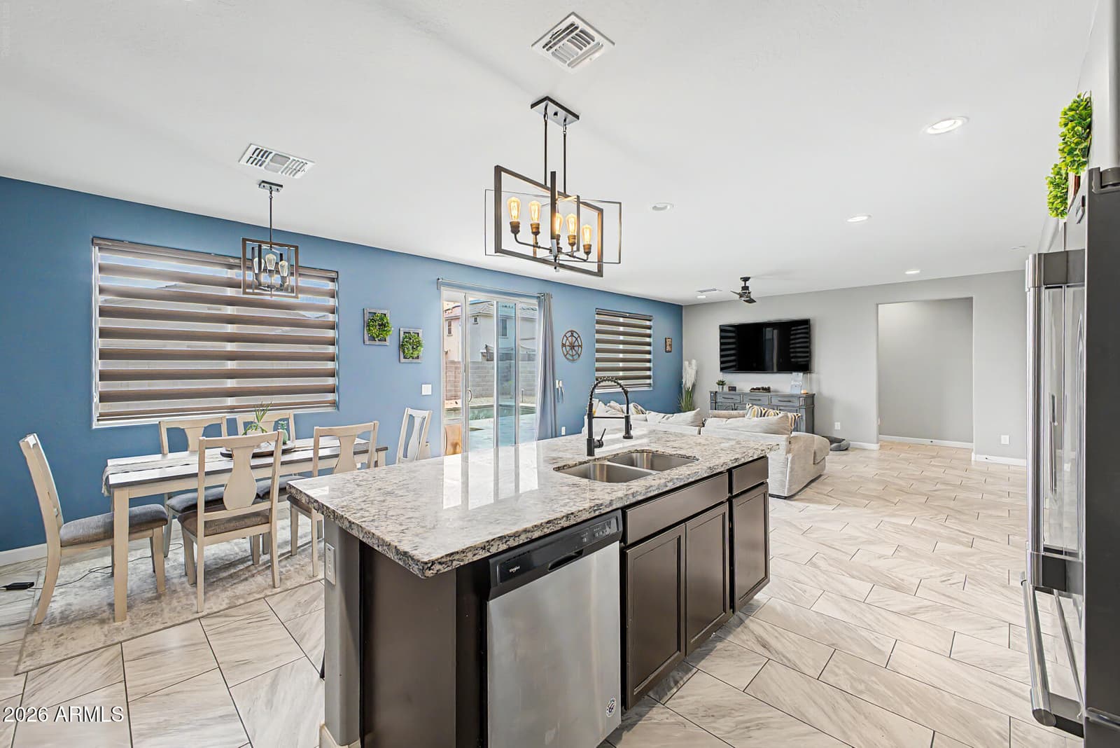 18639 W VIA MONTOYA Drive, Surprise, AZ 85387 — photo 18 of 49
