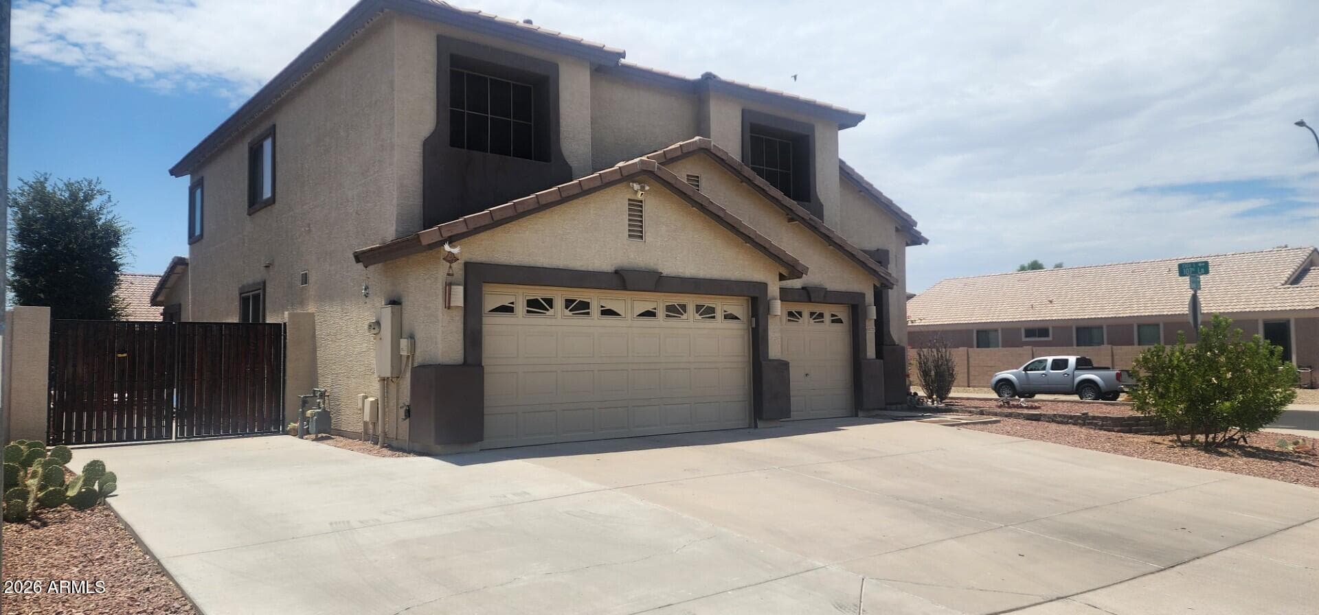 10755 W DAVIS Lane, Avondale, AZ 85323