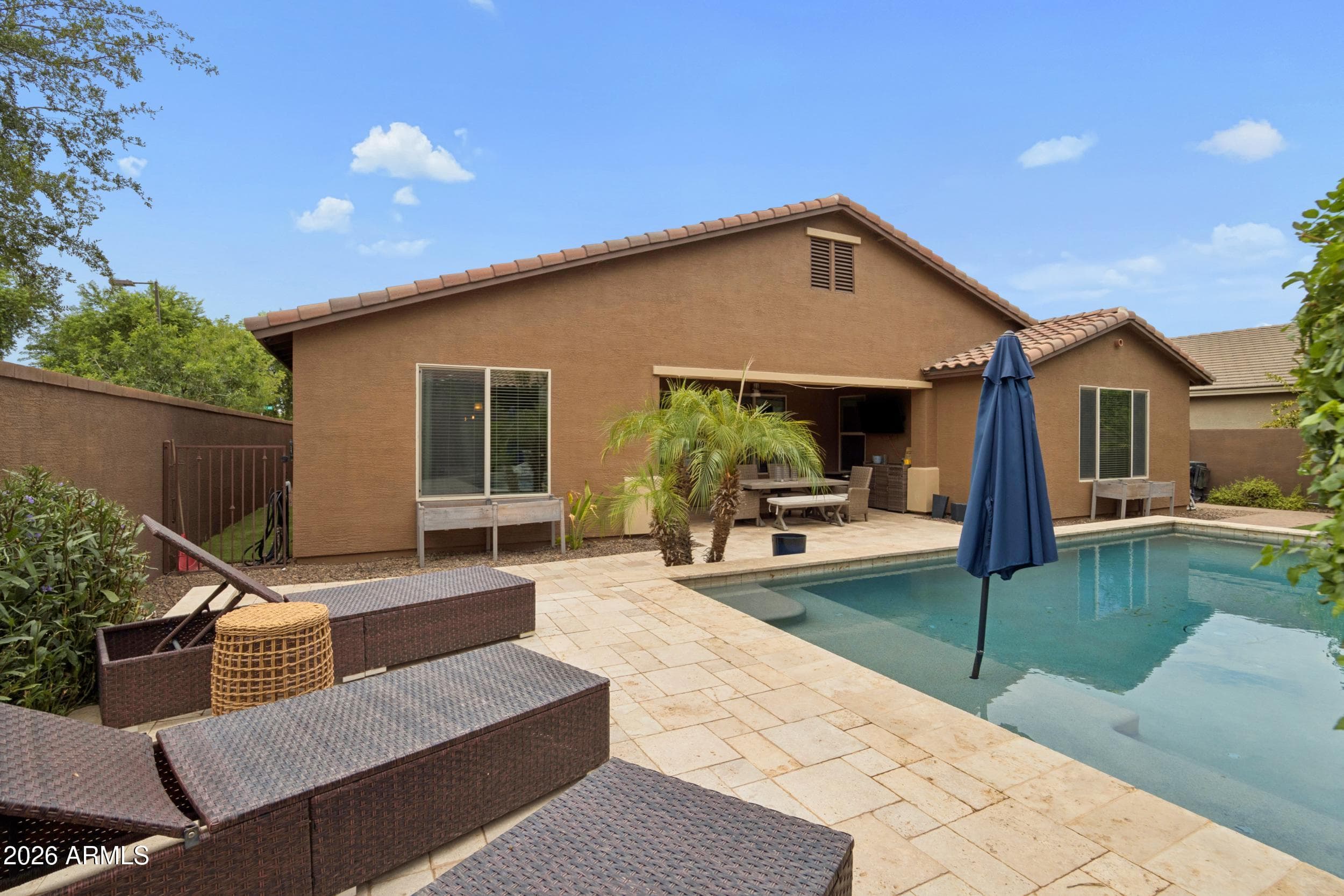 1084 W FEVER TREE Avenue, Queen Creek, AZ 85140
