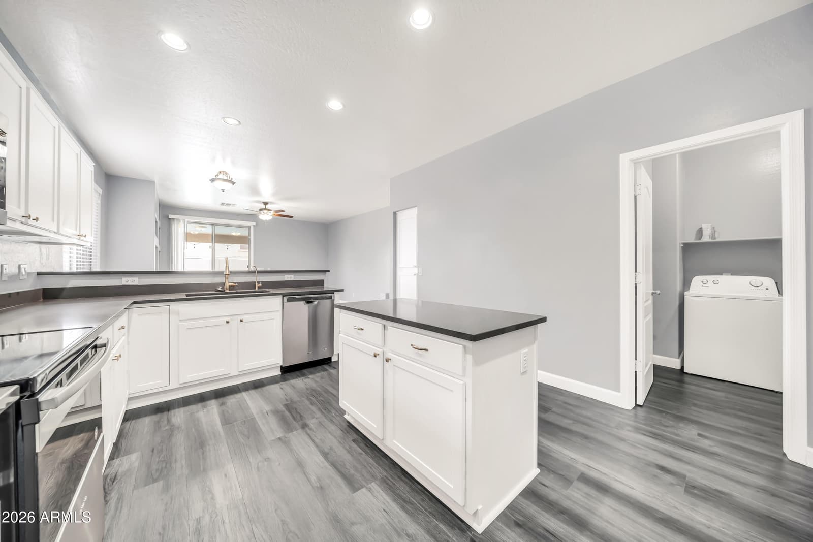 12698 W Flower Street, Avondale, AZ 85392 — photo 12 of 57