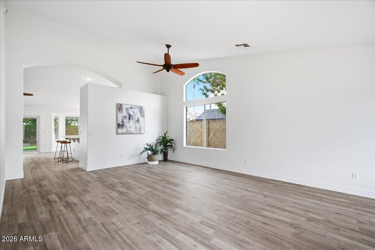 50 N COBBLESTONE Street, Gilbert, AZ 85234 — photo 10 of 57