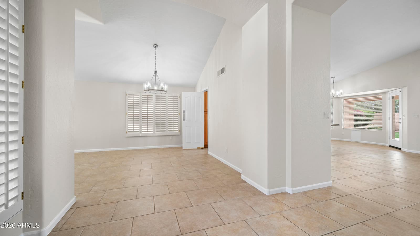 1359 W LARONA Lane, Tempe, AZ 85284 — photo 19 of 83