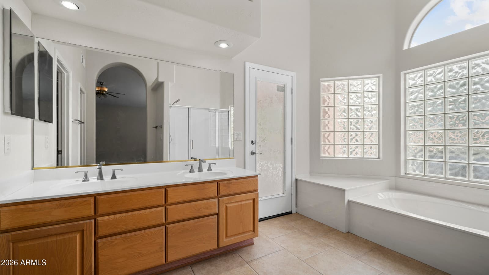 1359 W LARONA Lane, Tempe, AZ 85284 — photo 31 of 83