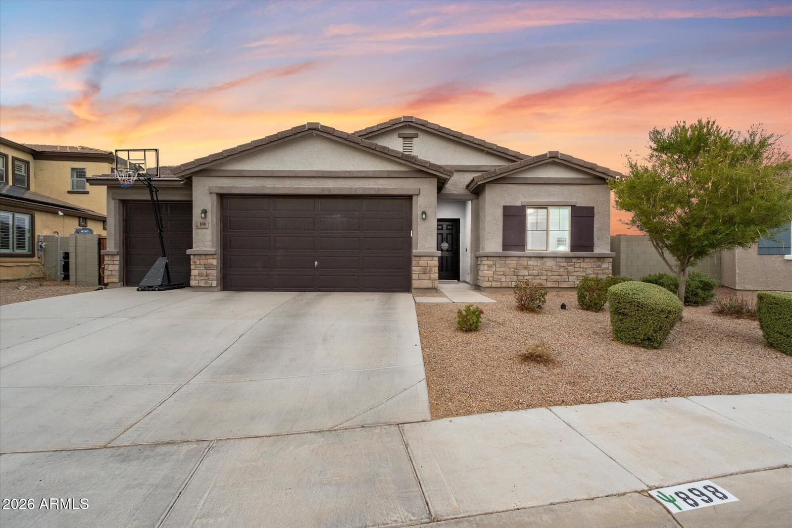 898 E DIAMOND Drive, Casa Grande, AZ 85122 — photo 2 of 35