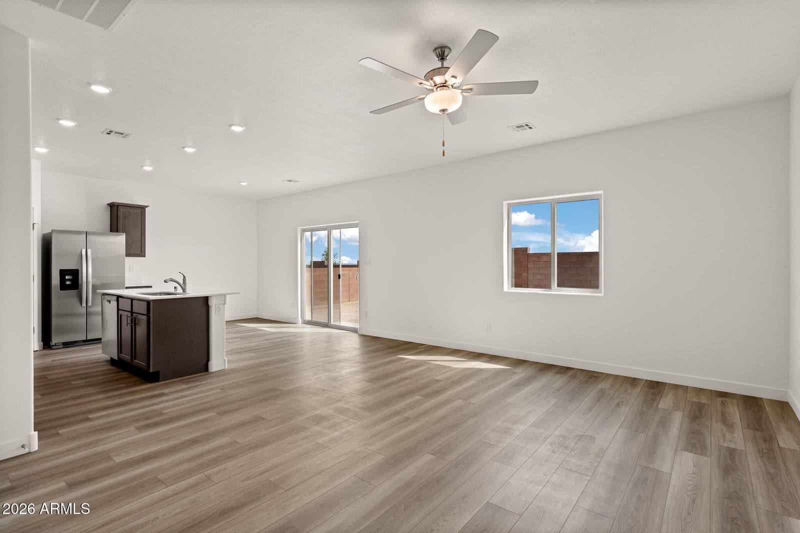 1076 W Feliz Street, Florence, AZ 85132 — photo 7 of 24