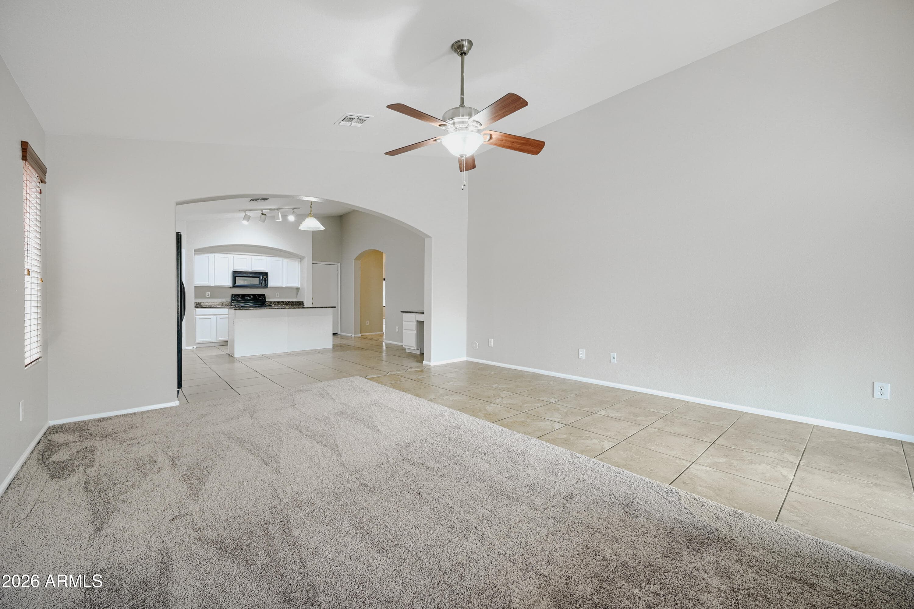 29101 N MOUNTAIN VIEW Road, San Tan Valley, AZ 85143 — photo 12 of 24