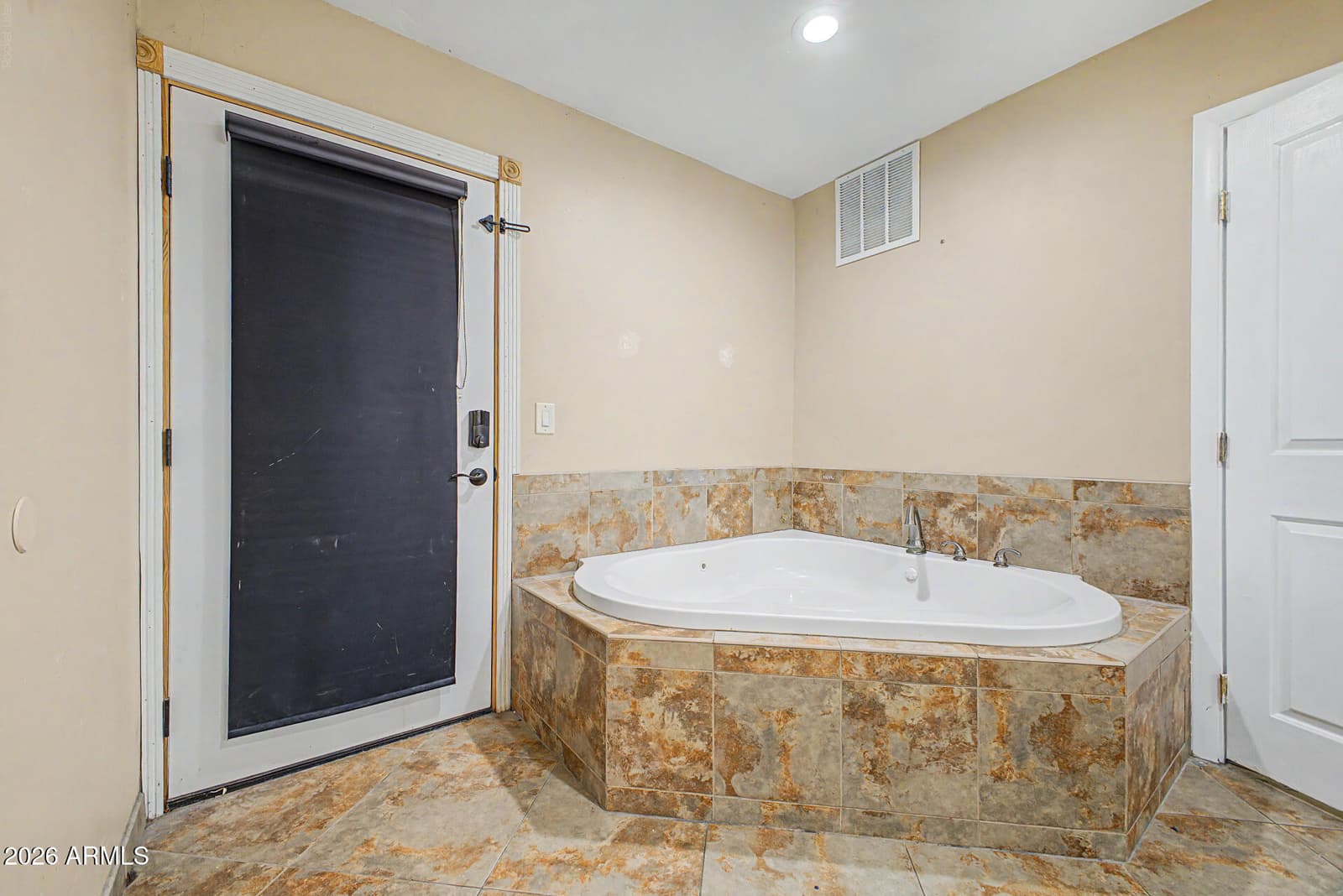 10302 W Earll Drive, Avondale, AZ 85392 — photo 14 of 38