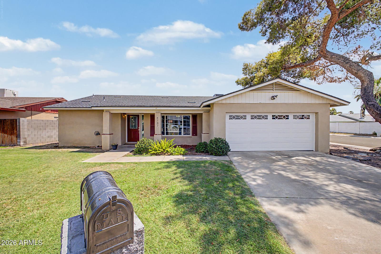 4737 W BERYL Avenue, Glendale, AZ 85302 — photo 1 of 28