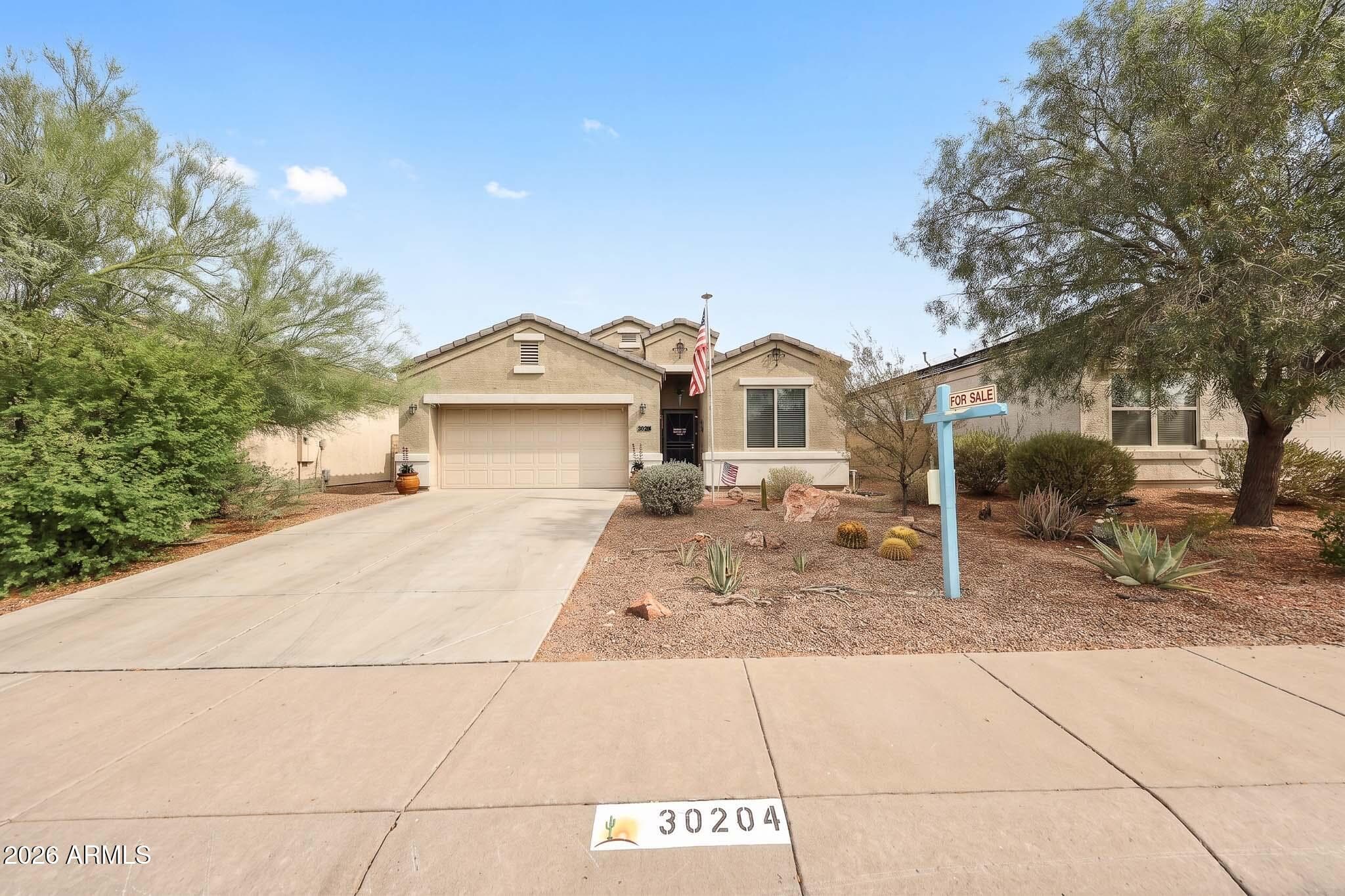 30204 W CATALINA Drive, Buckeye, AZ 85396