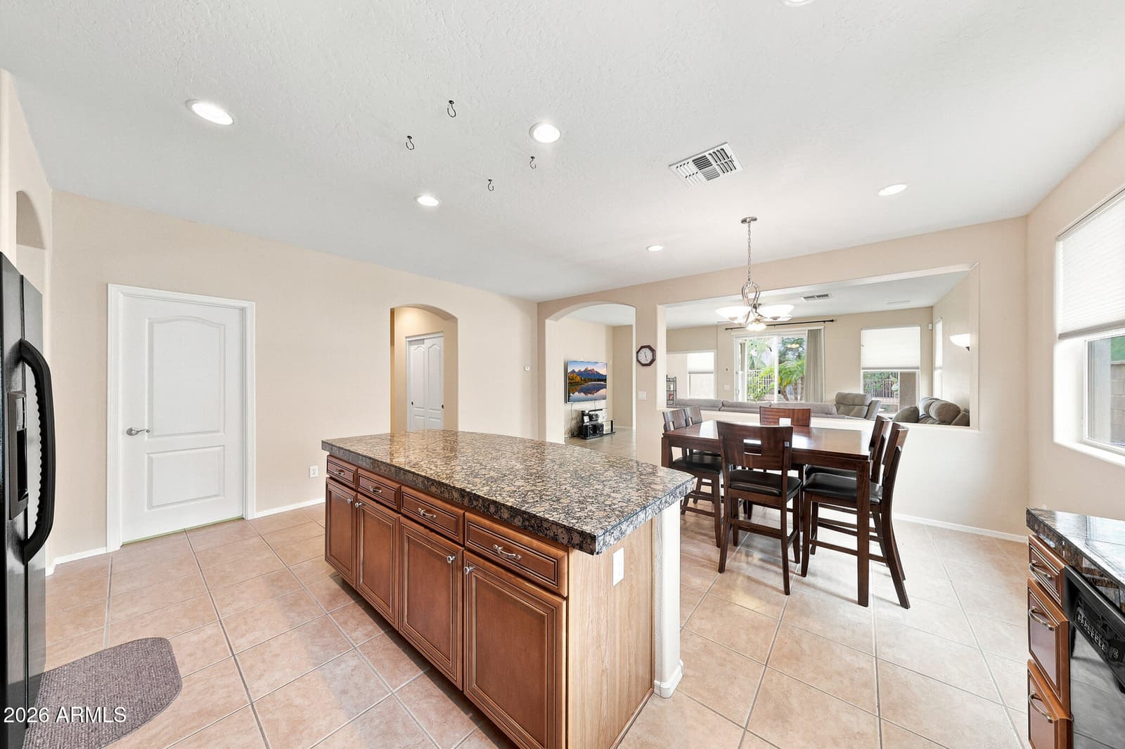 3037 W GRAN PARADISO Drive, Phoenix, AZ 85086 — photo 17 of 58