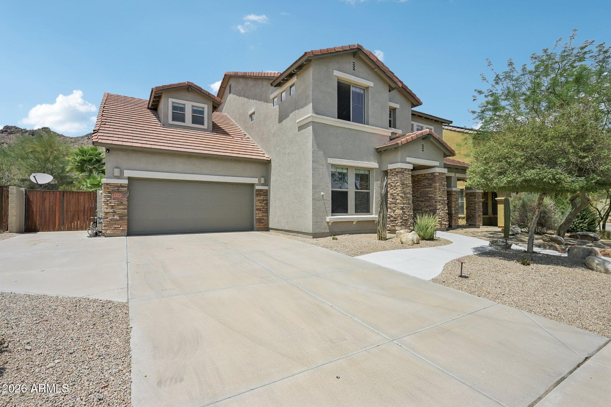 8356 W BUCKHORN Trail, Peoria, AZ 85383 — photo 2 of 57
