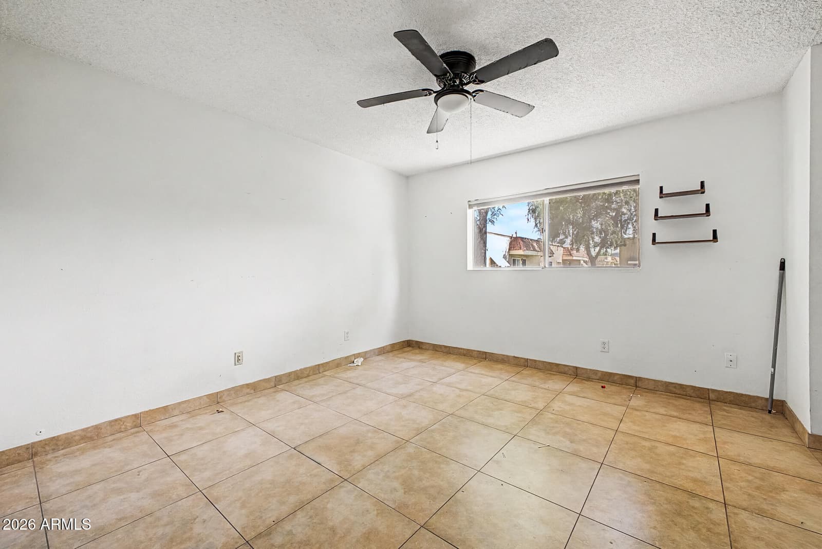 17227 N 16TH Drive 12, Phoenix, AZ 85023 — photo 7 of 25