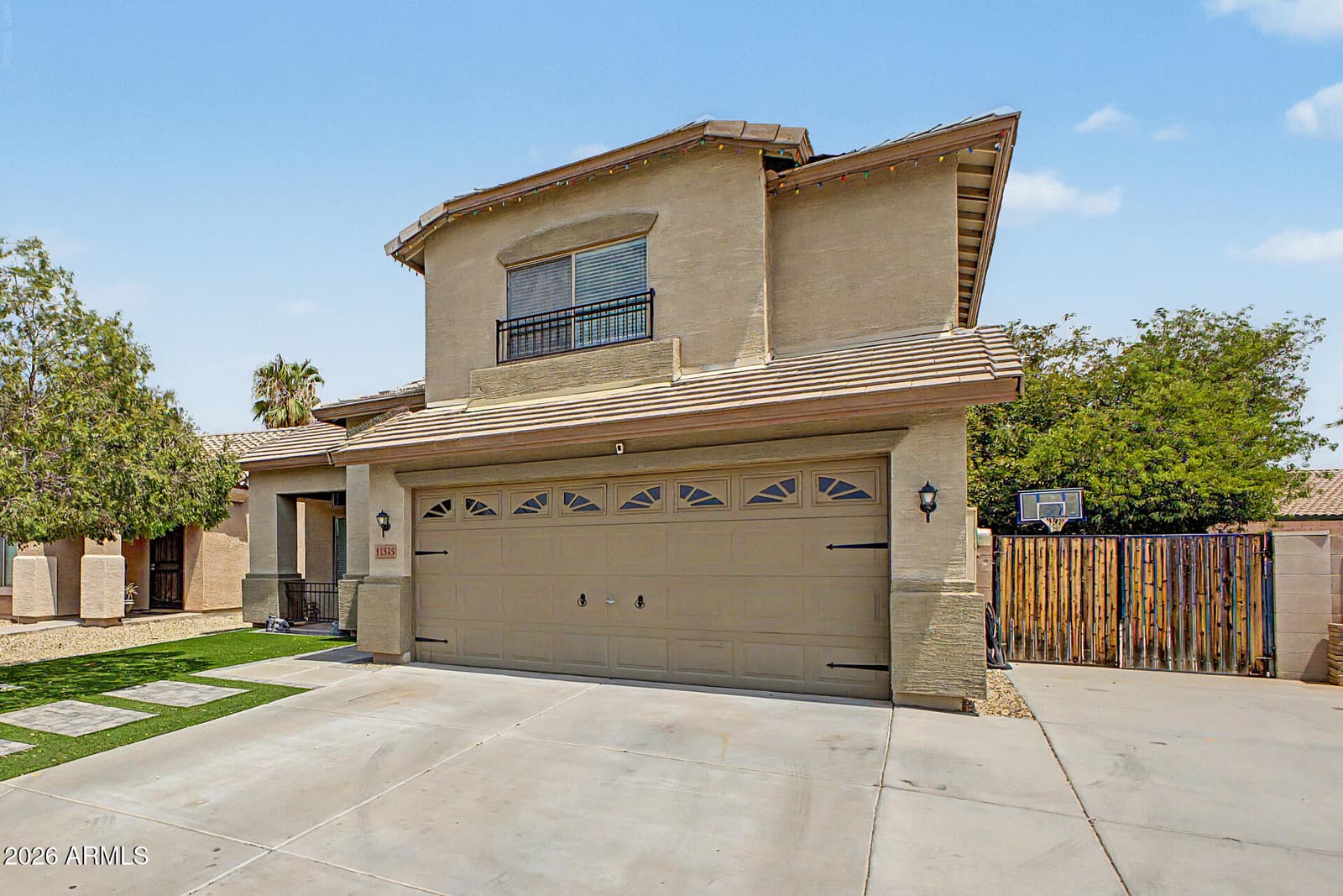 11313 W LINCOLN Street, Avondale, AZ 85323 — photo 1 of 31