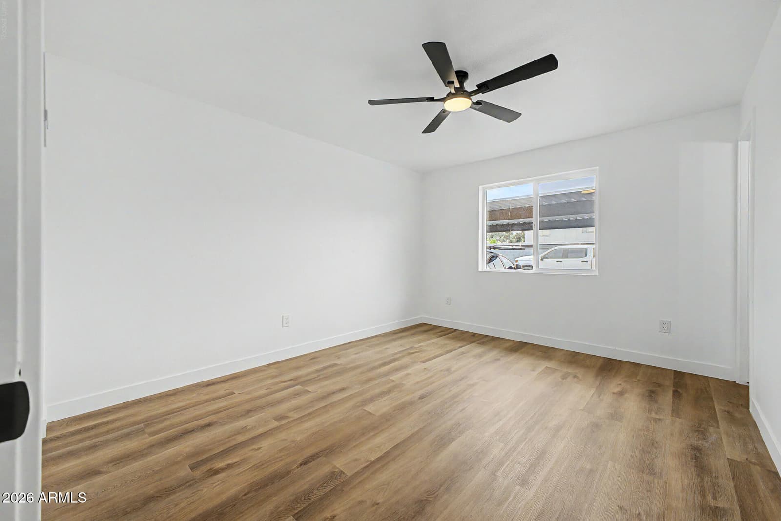 6618 N 46TH Avenue, Glendale, AZ 85301 — photo 12 of 19