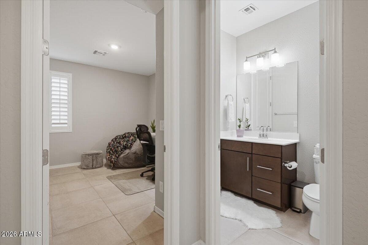 10117 E WAVELENGTH Avenue, Mesa, AZ 85212 — photo 37 of 56