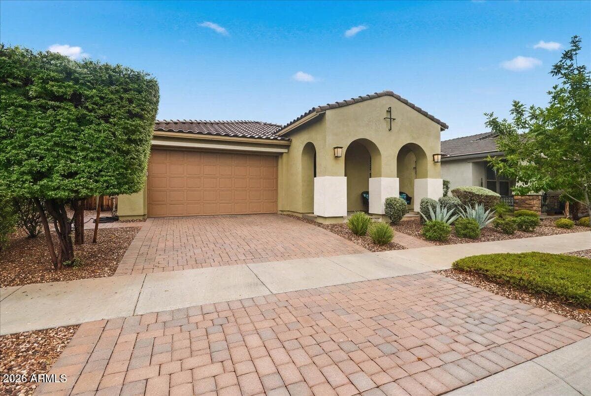 10117 E WAVELENGTH Avenue, Mesa, AZ 85212 — photo 2 of 56