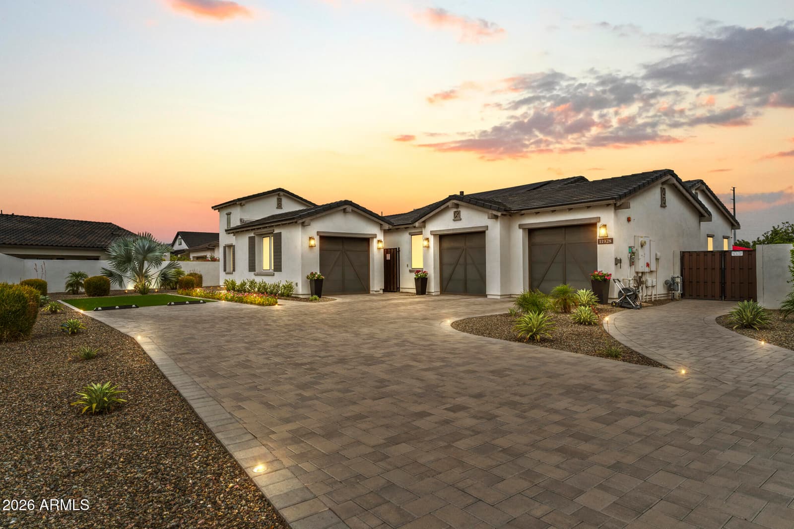 11928 N Hudson Street, Surprise, AZ 85388 — photo 4 of 91
