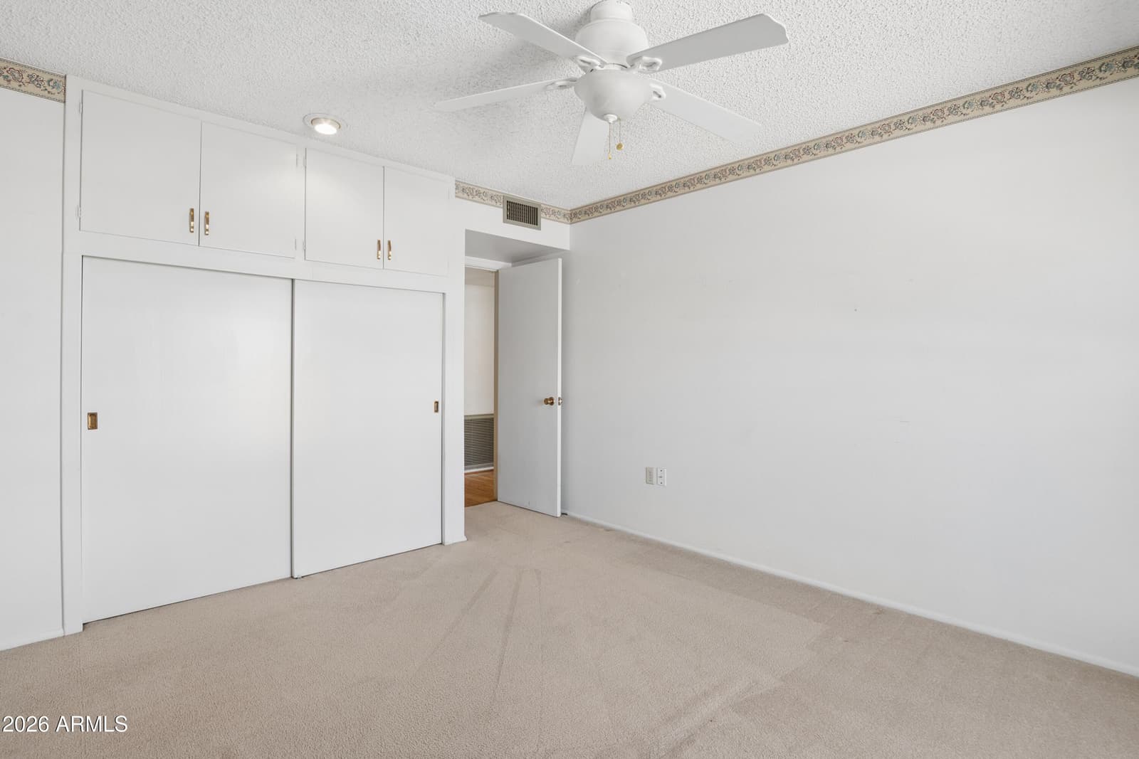10906 W ROUNDELAY Circle S, Sun City, AZ 85351 — photo 25 of 40