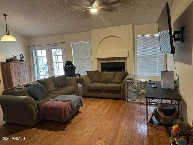 620 W WAGNER Court, Gilbert, AZ 85233 — photo 2 of 12