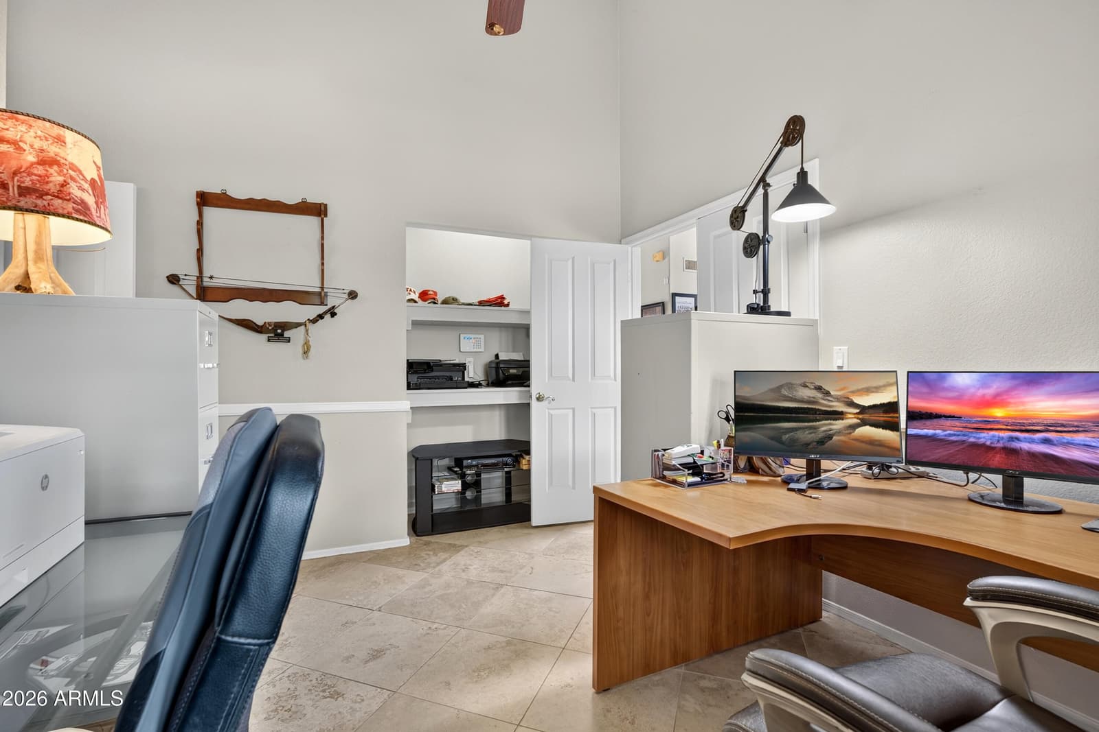 984 S WESTERN SKIES Drive, Gilbert, AZ 85296 — photo 15 of 37