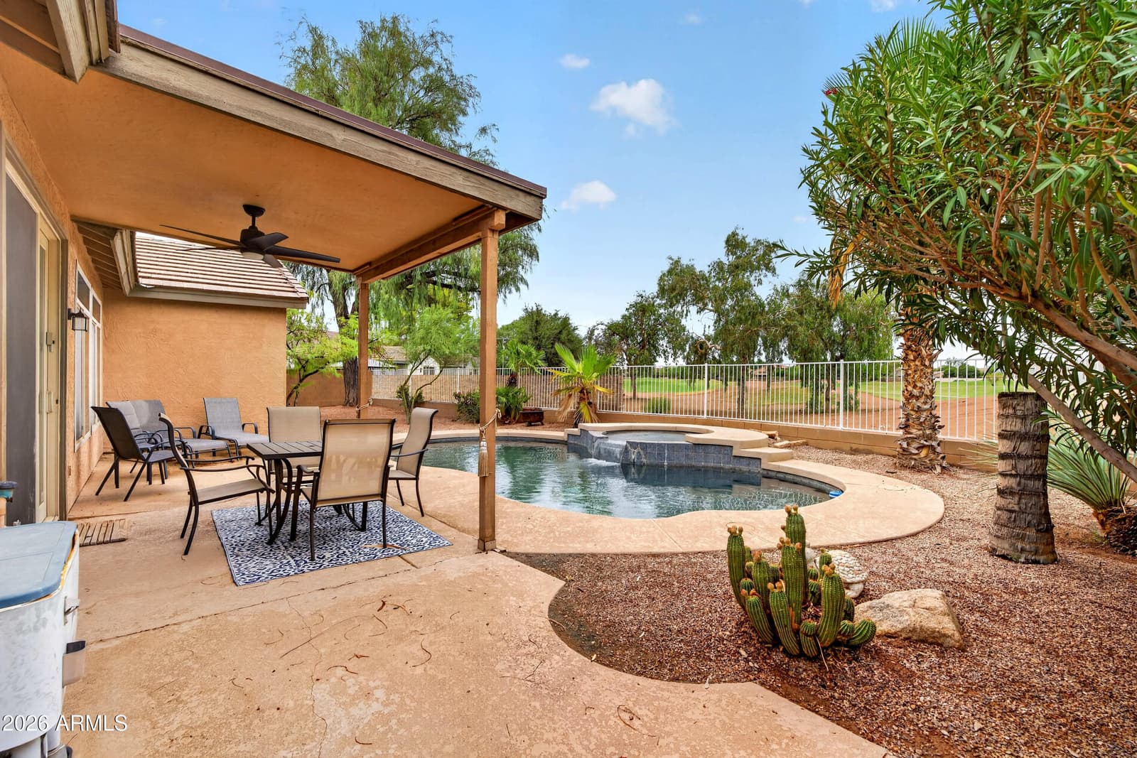 984 S WESTERN SKIES Drive, Gilbert, AZ 85296 — photo 31 of 37