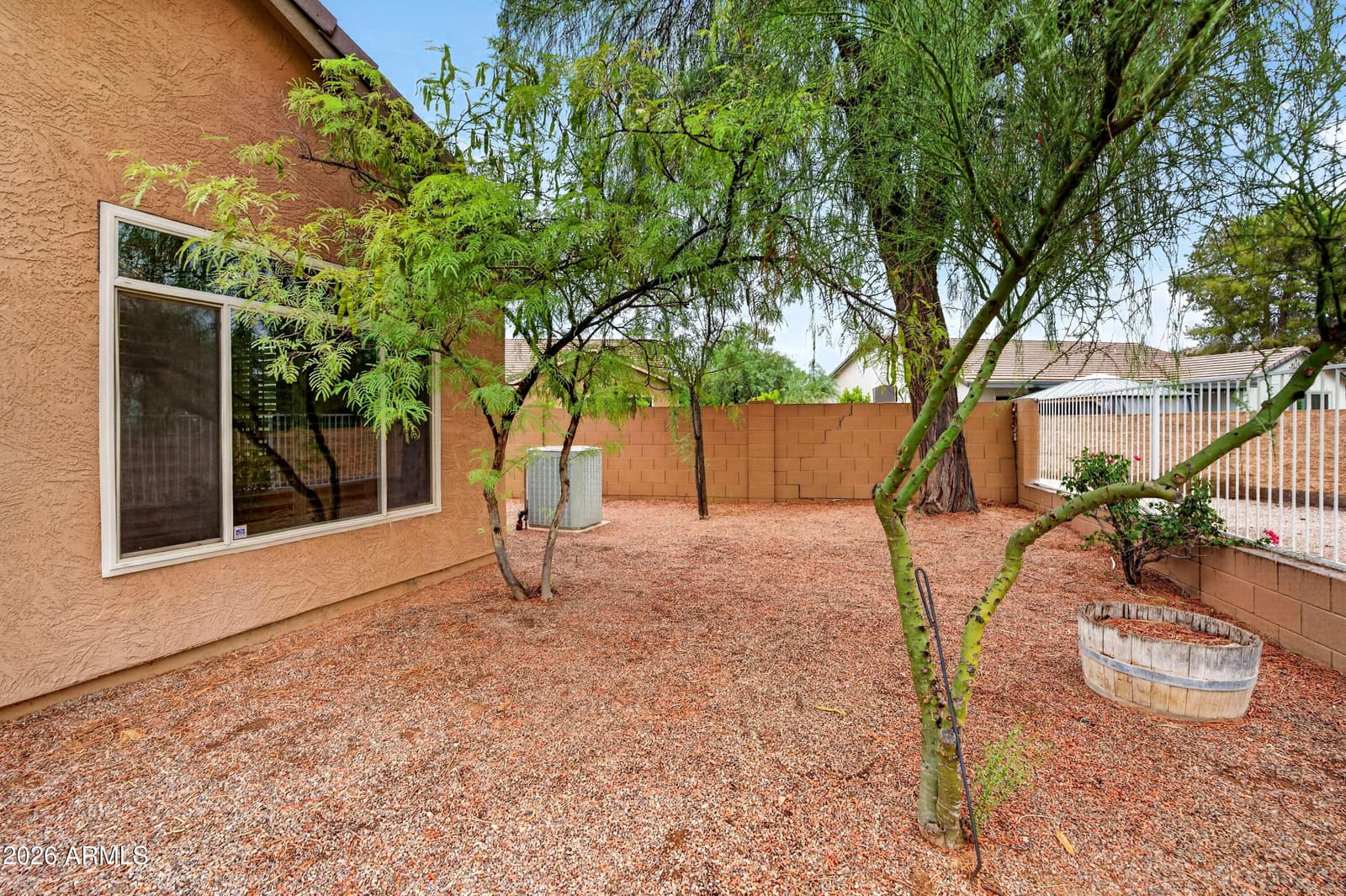 984 S WESTERN SKIES Drive, Gilbert, AZ 85296 — photo 32 of 37