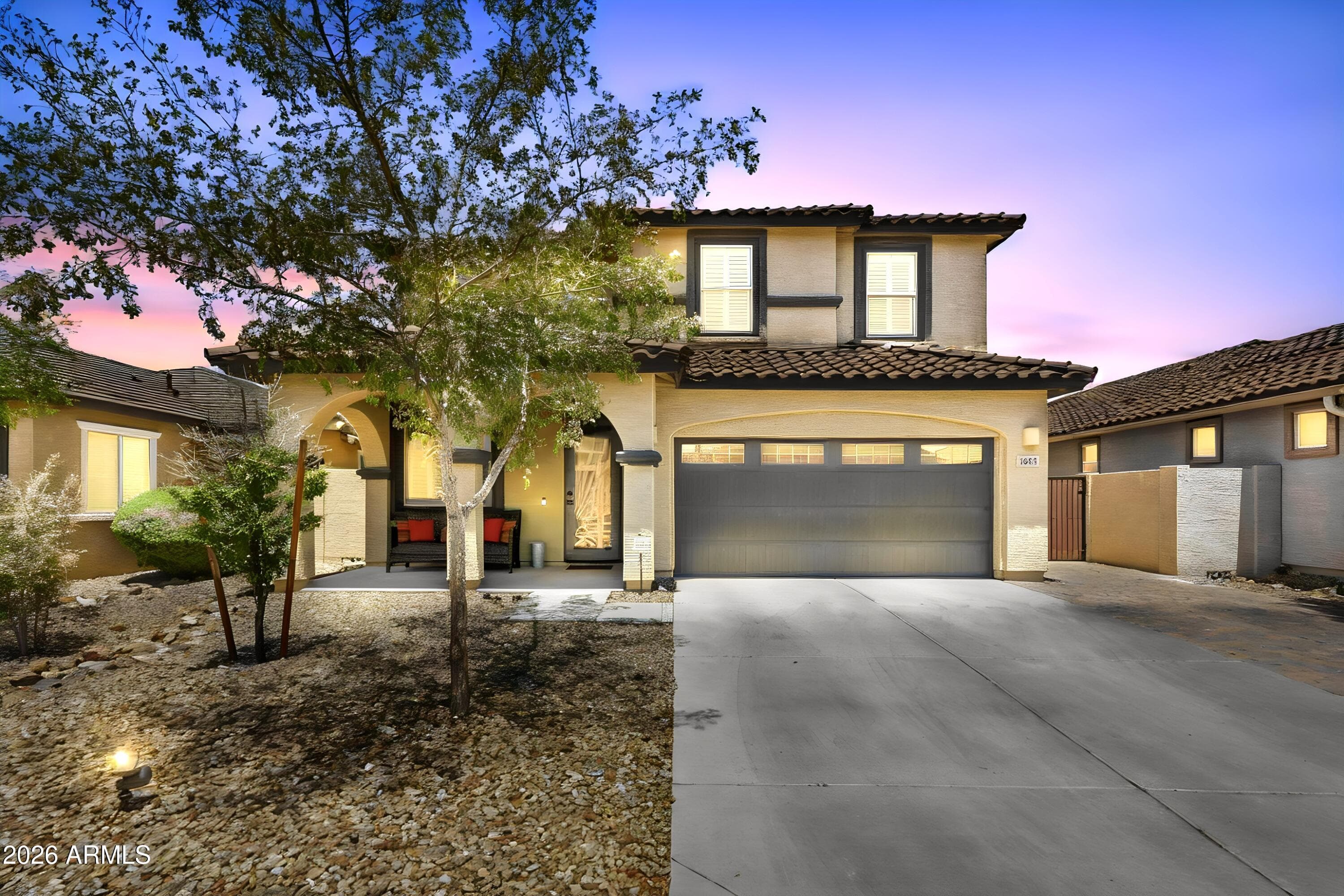 7672 W FETLOCK Trail, Peoria, AZ 85383