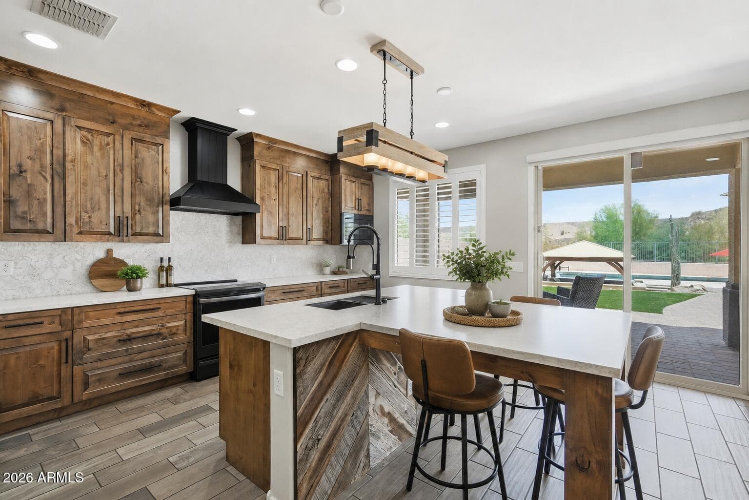 7672 W FETLOCK Trail, Peoria, AZ 85383 — photo 17 of 61