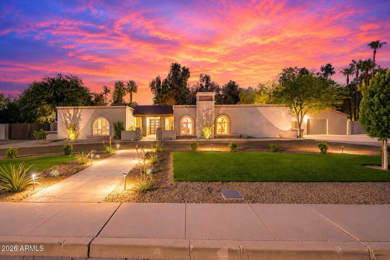 6504 W CORRINE Drive, Glendale, AZ 85304 — photo 8 of 105