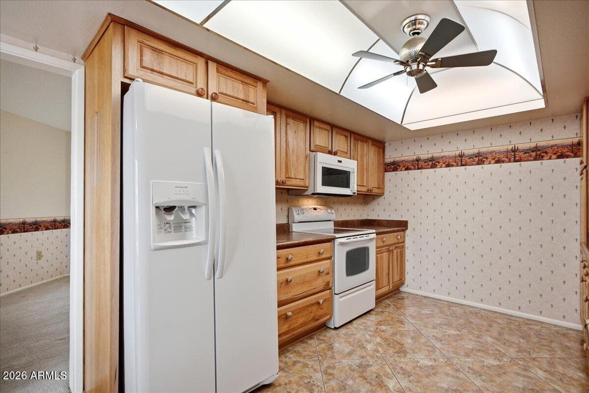 13845 N 108TH Drive, Sun City, AZ 85351 — photo 3 of 39