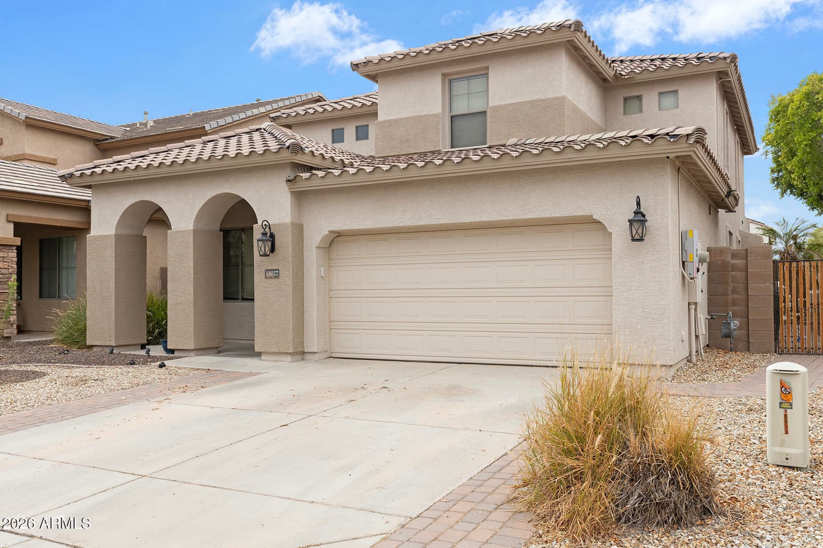 18027 W SUNNYSLOPE Lane, Waddell, AZ 85355 — photo 7 of 60