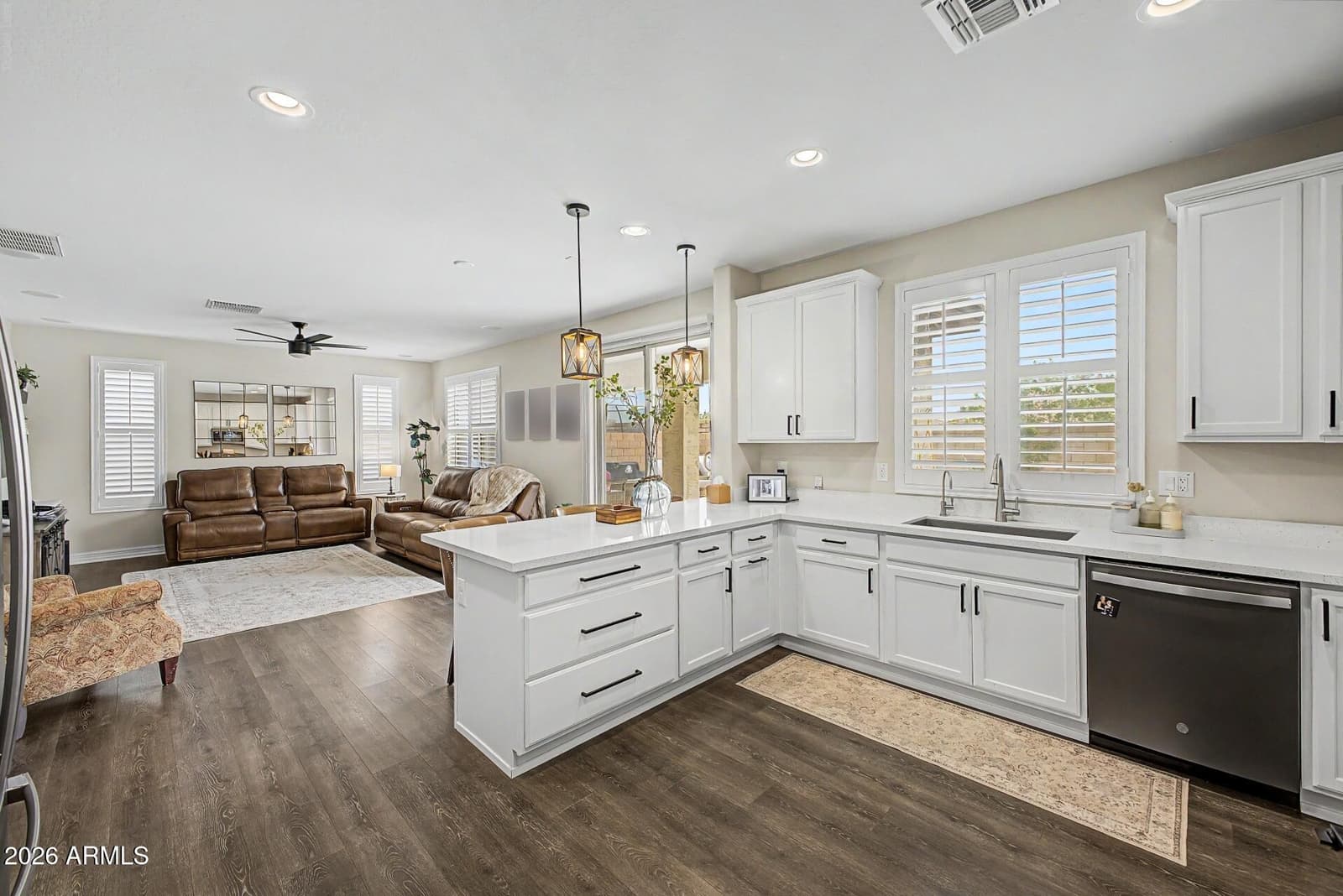 10422 E CORBIN Avenue, Mesa, AZ 85212 — photo 10 of 32