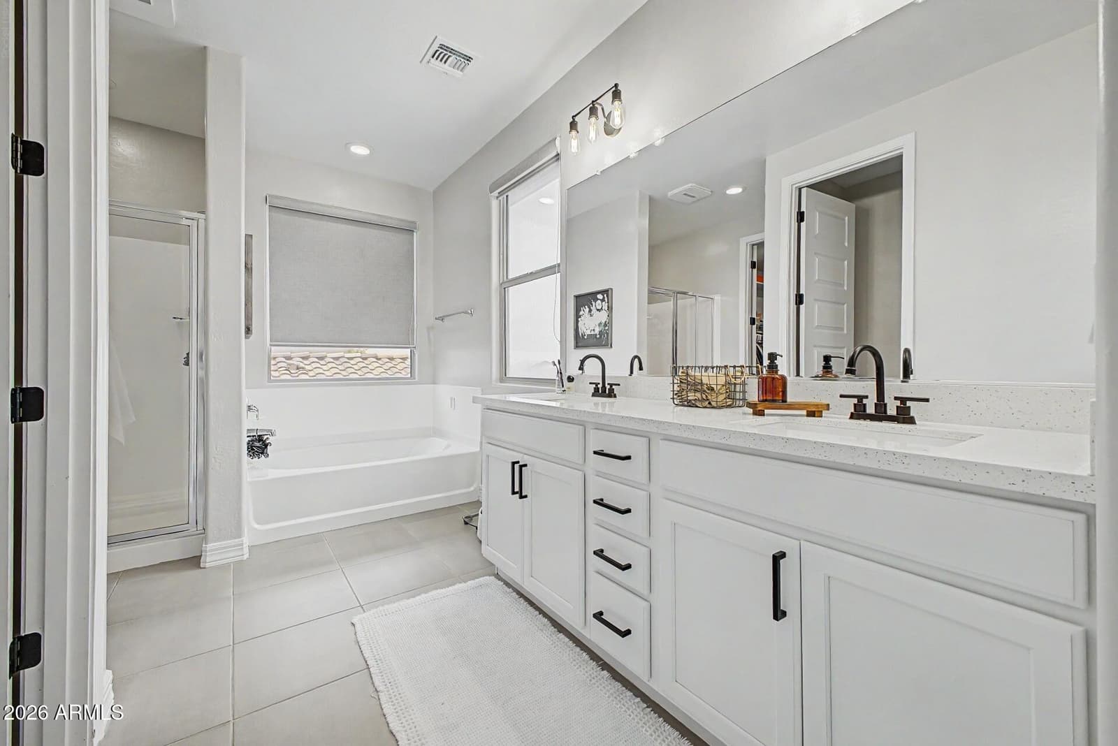 10422 E CORBIN Avenue, Mesa, AZ 85212 — photo 14 of 32
