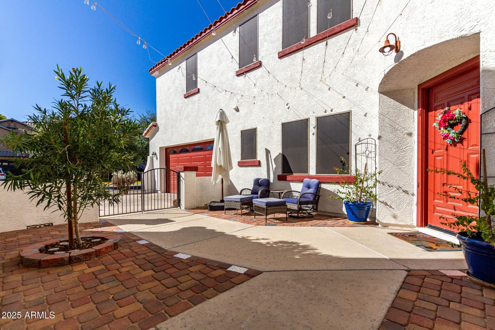 6233 S ROCHESTER Drive, Gilbert, AZ 85298 — photo 6 of 59