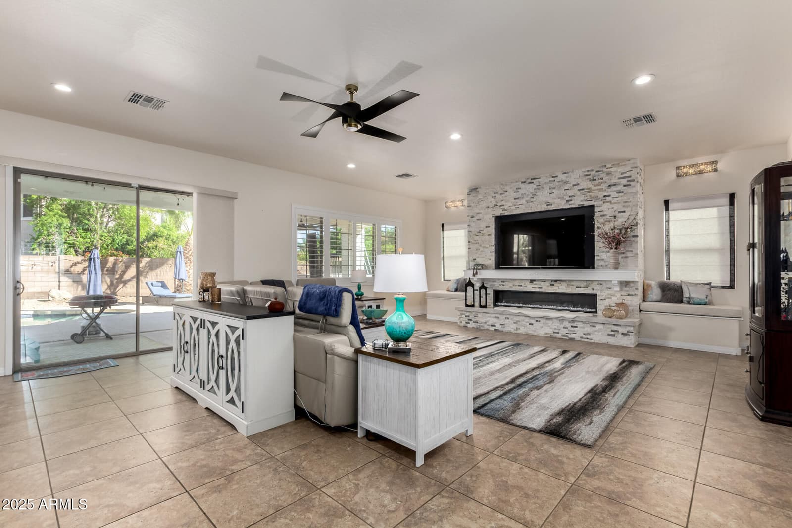 6233 S ROCHESTER Drive, Gilbert, AZ 85298 — photo 12 of 59