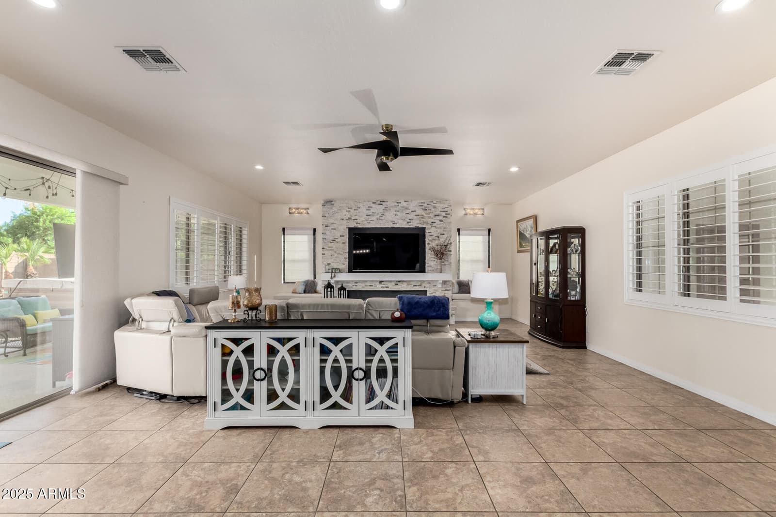 6233 S ROCHESTER Drive, Gilbert, AZ 85298 — photo 14 of 59