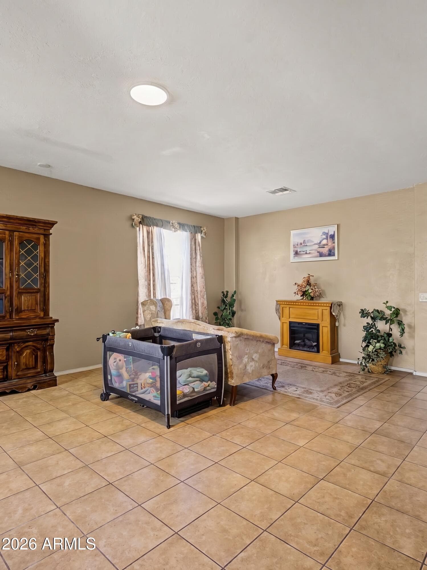9807 S 43RD Lane, Laveen, AZ 85339 — photo 10 of 35